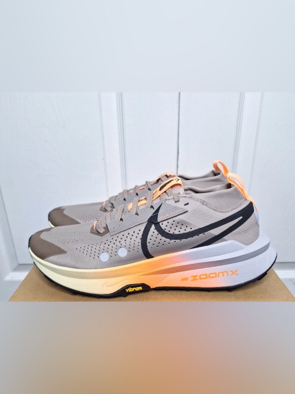 Nike ZoomX 🔥 Zegama Trail 2 Malt Alabaster Black Trail Running FD5190-200 - Picture 6 of 11